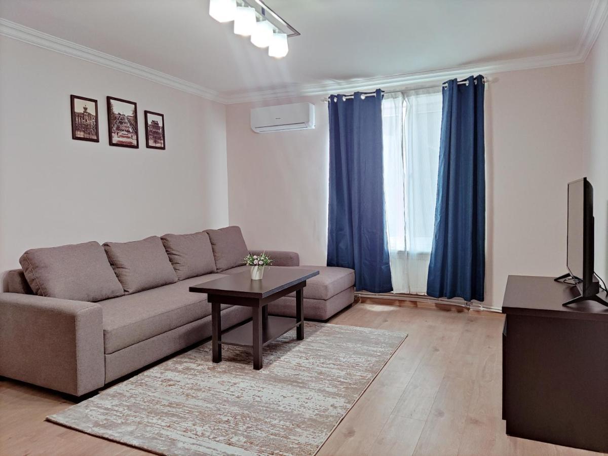 Renovated 1 Bedroom With King Size Bed In Kentron Jerevan Exteriör bild
