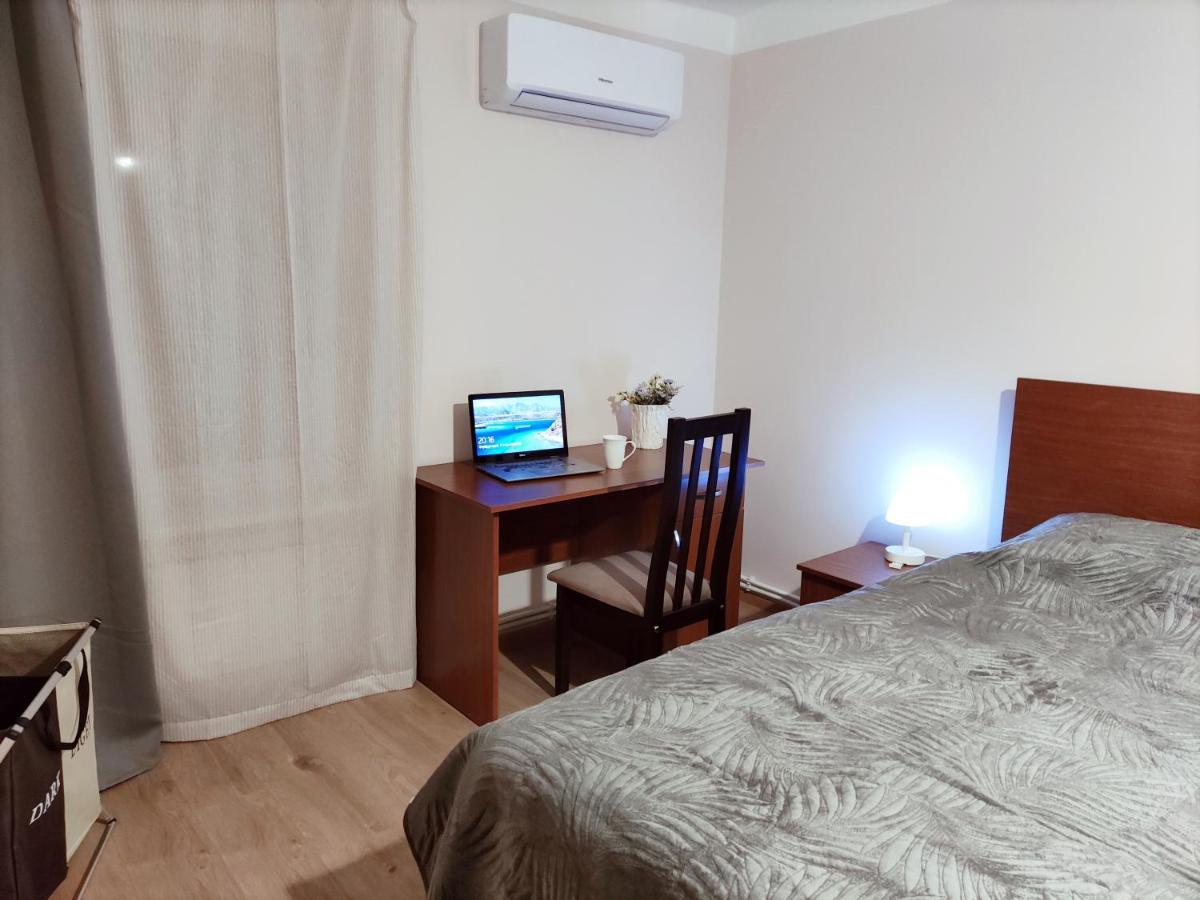 Renovated 1 Bedroom With King Size Bed In Kentron Jerevan Exteriör bild