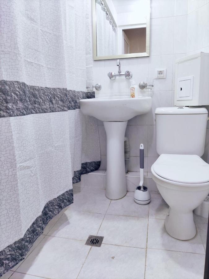Renovated 1 Bedroom With King Size Bed In Kentron Jerevan Exteriör bild